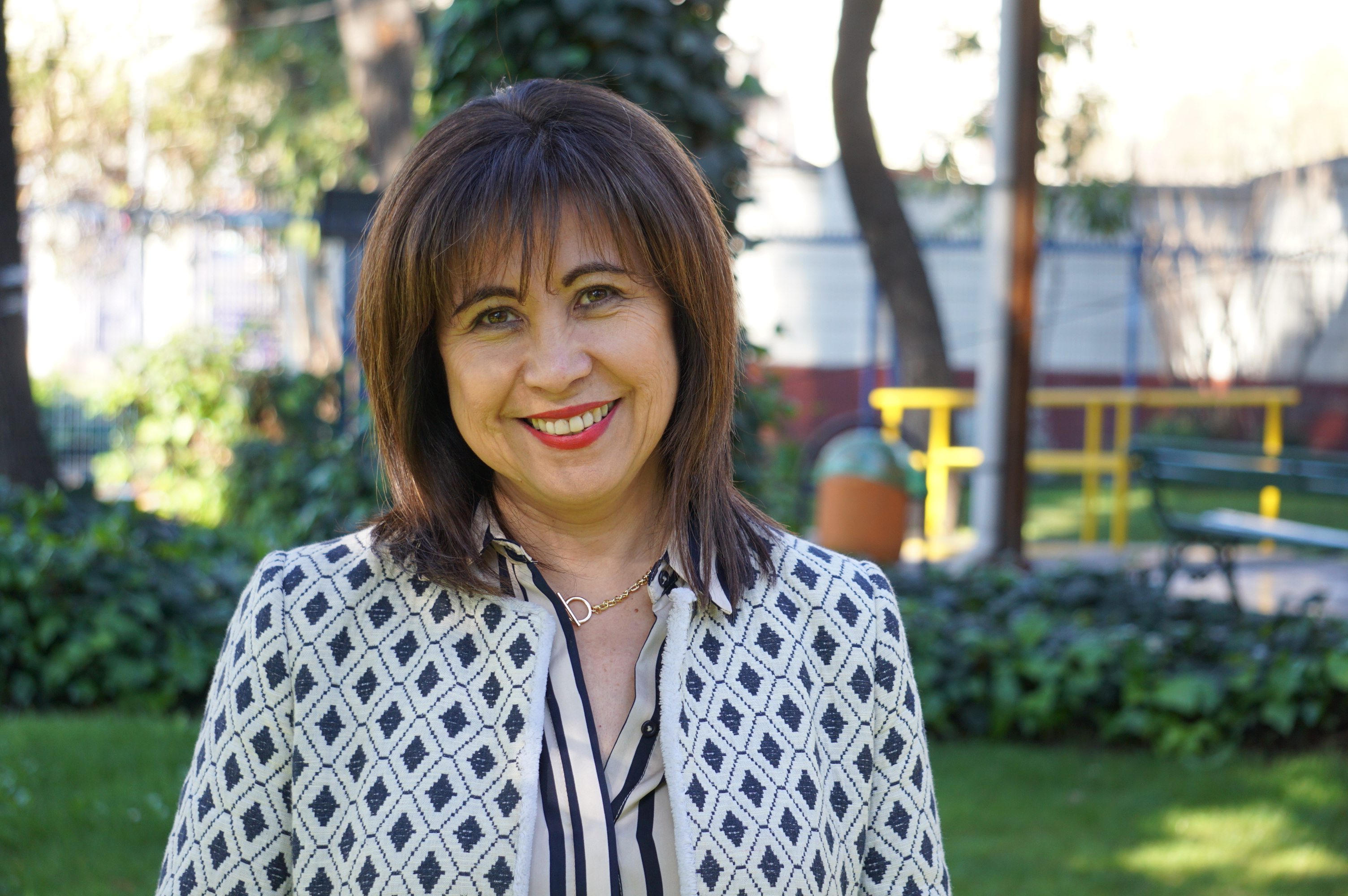 Dra. Catherine Flores