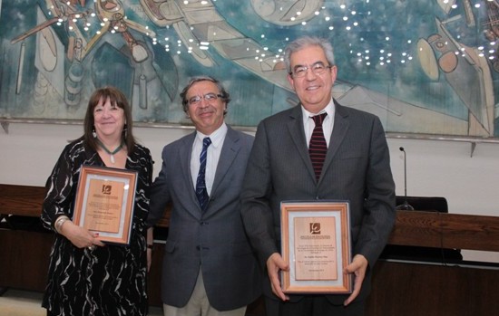 Director junto a homenajeados